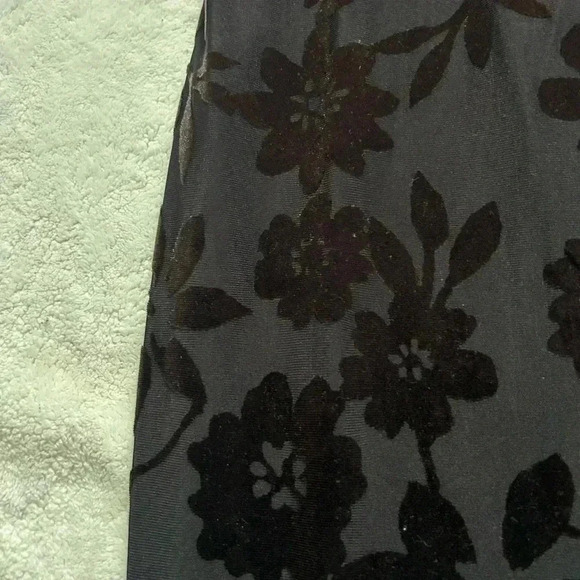 Black Floral Flocked Midi Dress - Picture 6 of 9